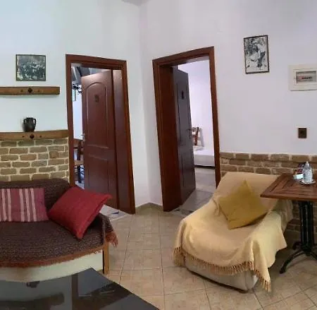 Alexandros Apartment *