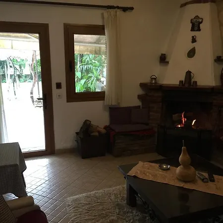 Alexandros Apartment